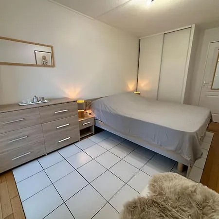 T2 Lumineux 4 Pers, Pisc,plag 2min, Park Priv,wifi *