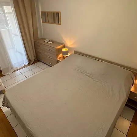 T2 Lumineux 4 Pers, Pisc,plag 2min, Park Priv,wifi Saint-Raphaël